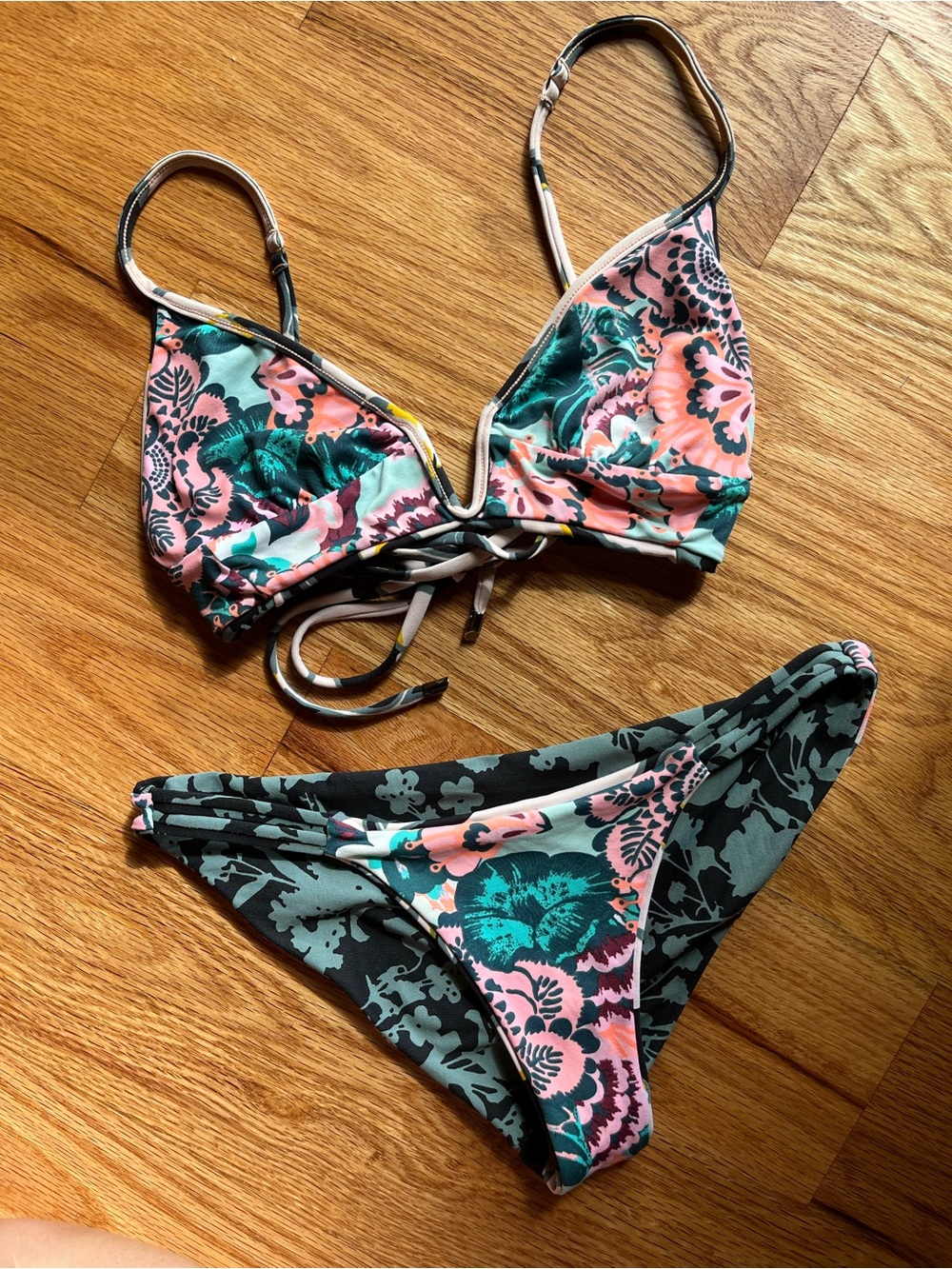 MAAJI reversible bikini